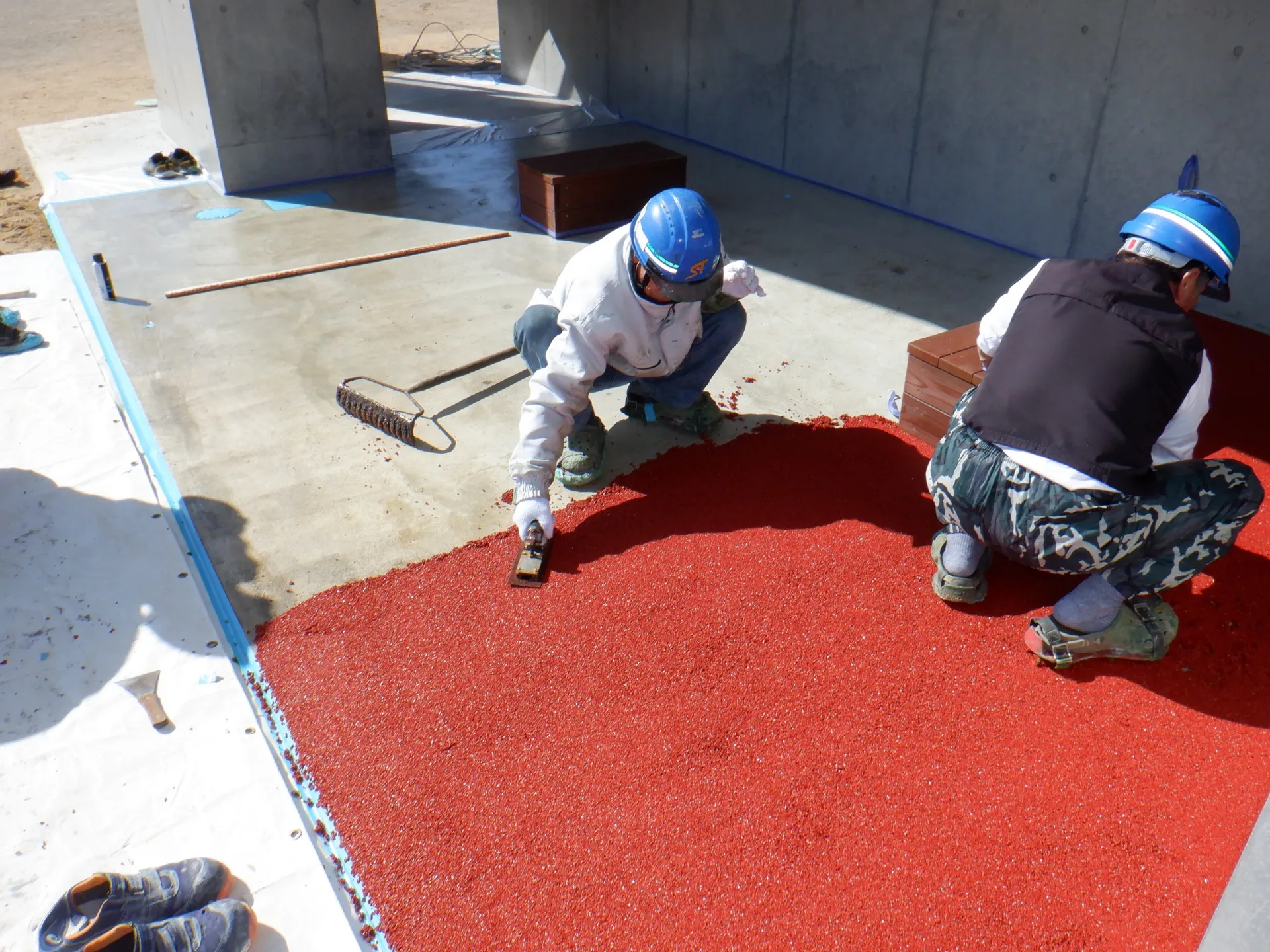 塗装工事の現場作業スタッフ